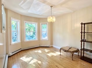 19 Park View St, Dorchester, MA 02121