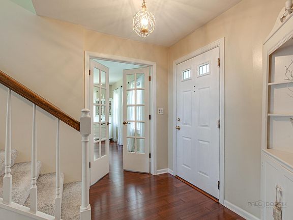 4th image of 19177 W Arrowhead Dr