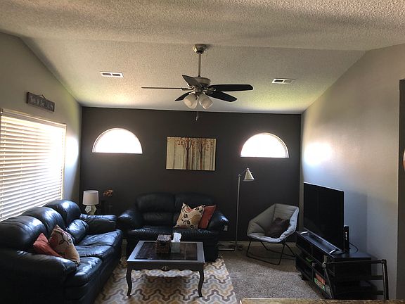 4th image of 3169 W Essex Dr