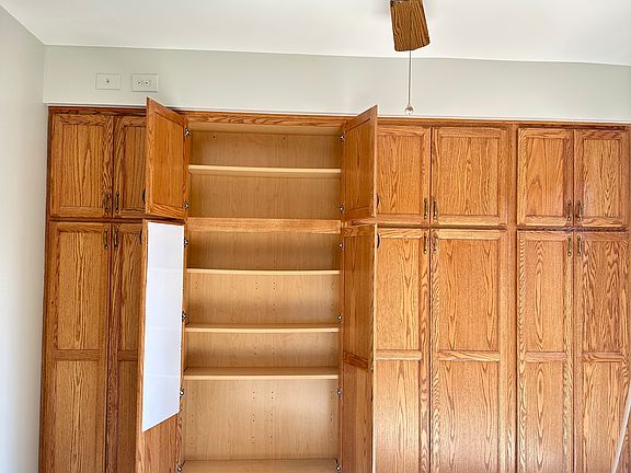 4th image of 50 Winslow Park Dr