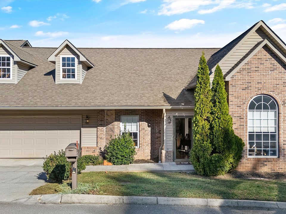 1st image of 1023 Silver Creek Ln