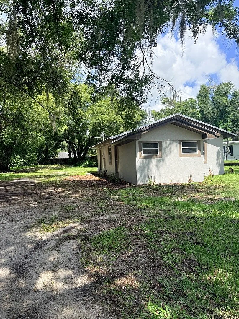 Peaceful Living 3BR- Lakeland Home- Water Included — Photo 2