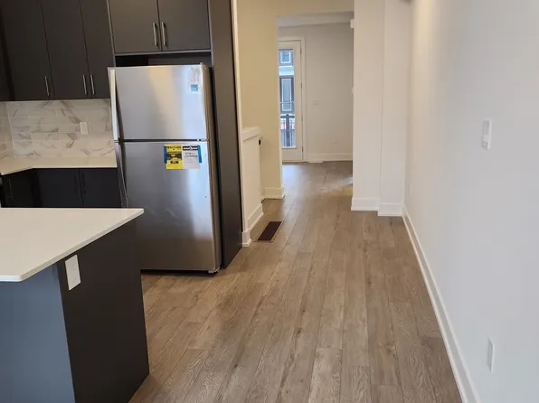 99 Roger St #43, Waterloo, ON N2J 0G1