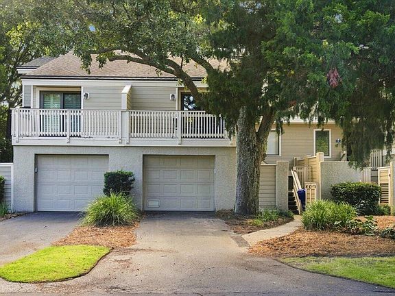 2nd image of 27 Fairway Dunes Ln