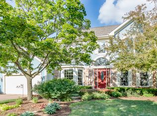 1223 Montego Ct, Elk Grove Village, IL 60007