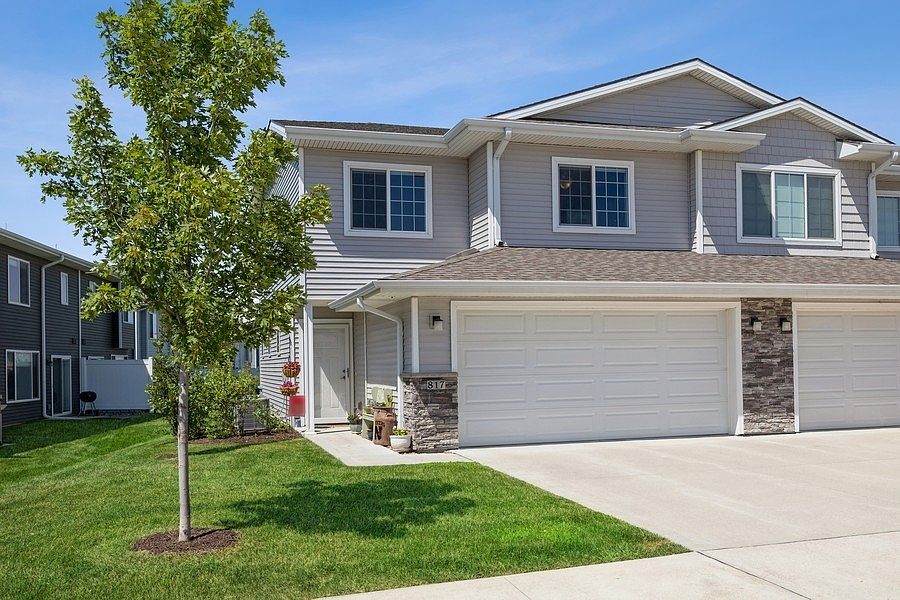 1st image of 817 NE Landon Ln