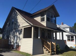 18 Santa Barbara St, Springfield, MA 01104