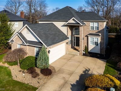 33882 Crown Colony Dr, Avon, OH, 44011