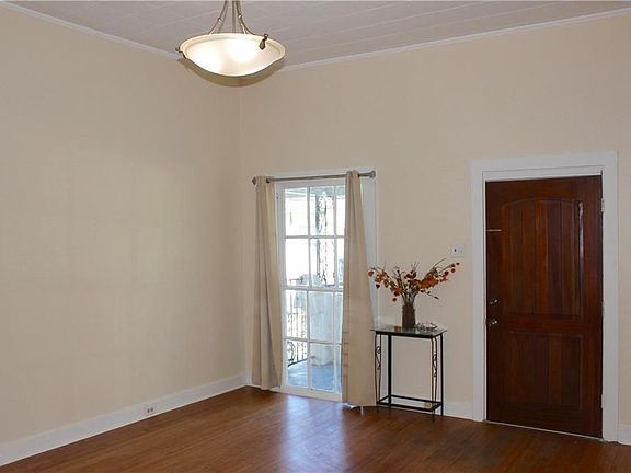 4th image of 4616 Annunciation St