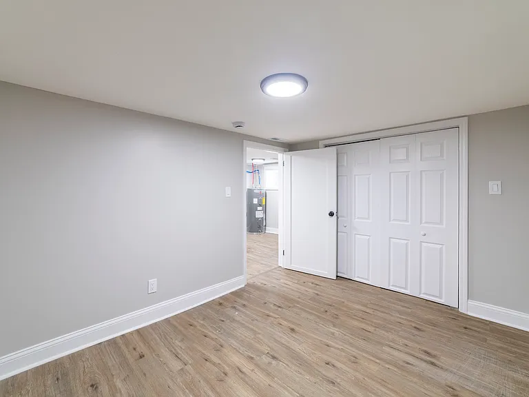 2545 Polk St — Photo 8