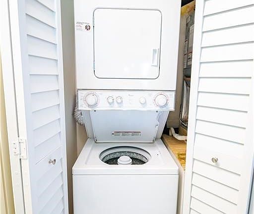 5th image of 7406 Lake Breeze Dr APT 417