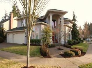 9660 SW Iowa Dr, Tualatin, OR 97062