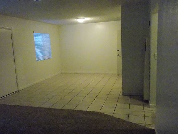 4th image of 26750 Hibiscus St