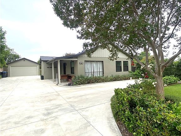 3rd image of 502 E Bonita Ave