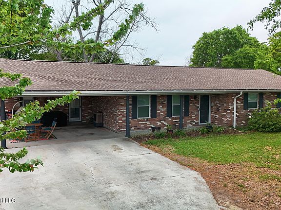 3rd image of 215 Lynwood Cir