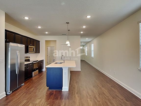 4th image of 114 Elcano Ln