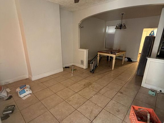 2nd image of 3251 Rorer St