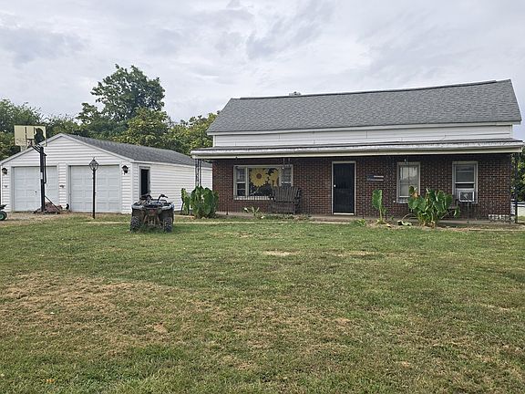 3rd image of 560 Butler Rd