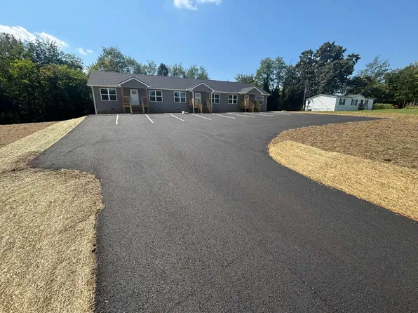 697 Whiteaker Springs Rd, Cookeville, TN
