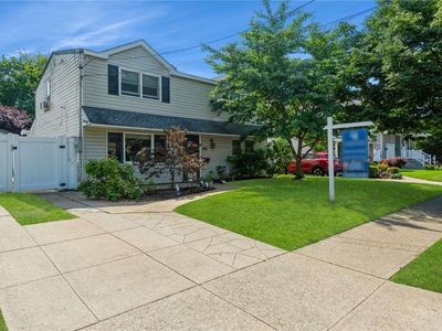 603 Farmers Avenue, Bellmore, NY, 11710