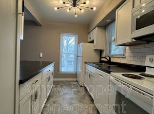 2020 S 18th St #2, Lincoln, NE 68502