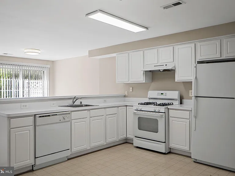 23404 Rainbow Arch Dr #115 — Photo 19