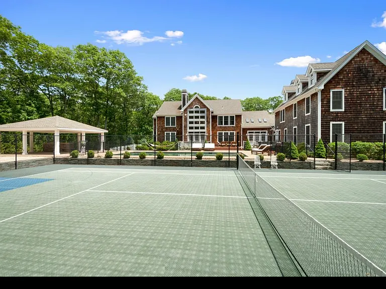 309 Old Sag Harbor Rd — Photo 3
