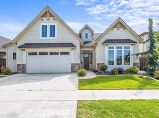 5798 N Fairborn Ave, Meridian, ID 83642