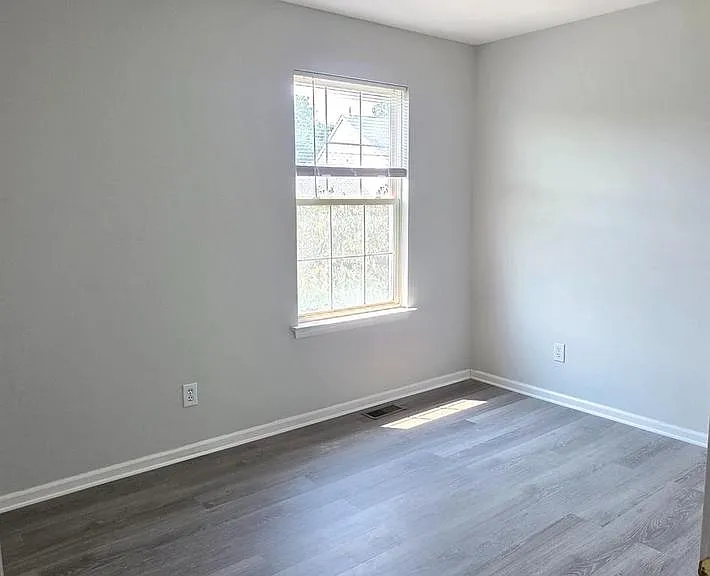 35 Oakmont Ter — Photo 9