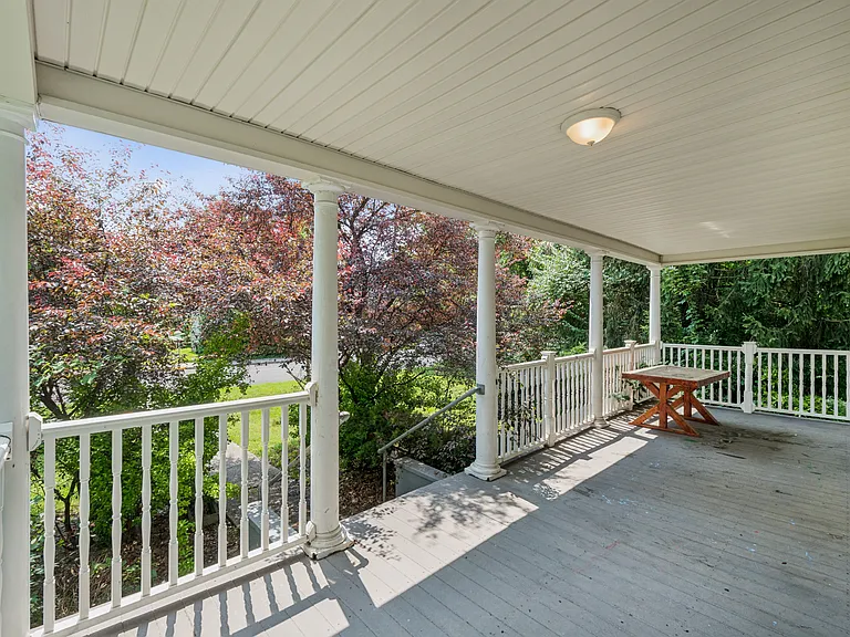 7410 Columbia Ave — Photo 2
