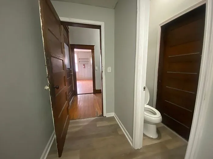 320 Elberta St #A — Photo 5