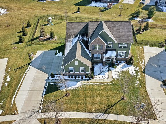 2nd image of 5541 Lake Station Ln