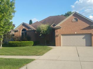 16066 Patriot Dr, Macomb, MI 48044