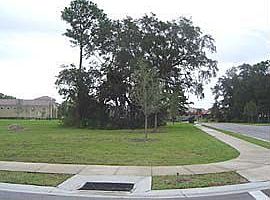 1st image of 2 White Holly Pl