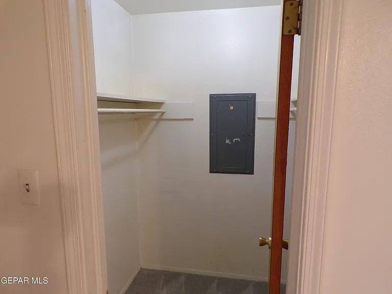 4820 Louisiana St — Photo 14