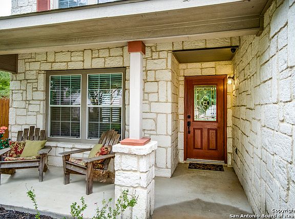 3rd image of 16526 Amberly Ct