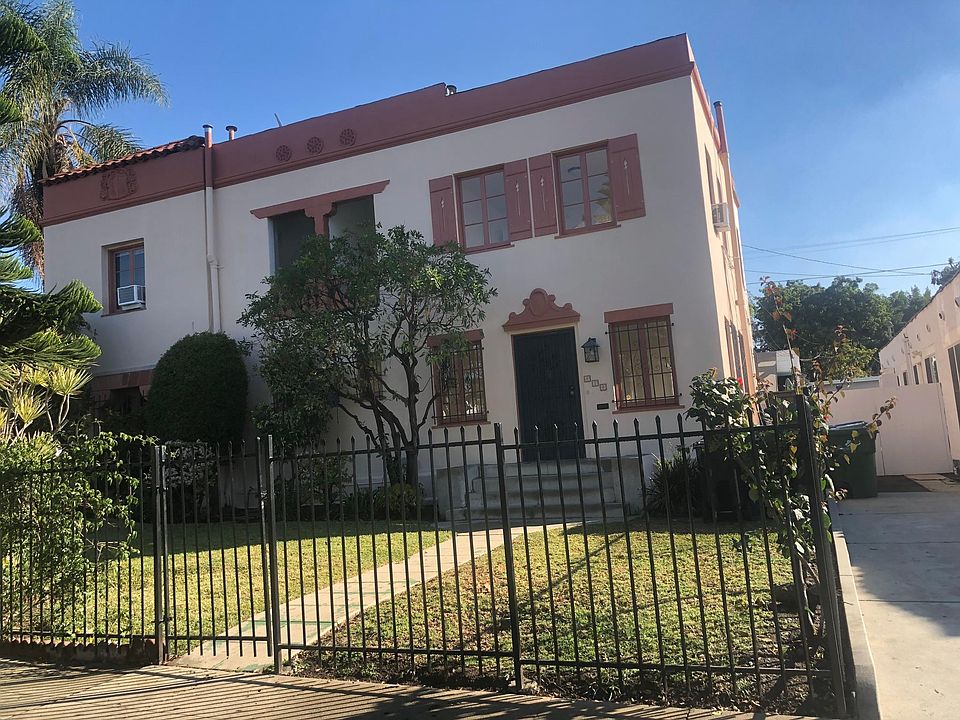 1st image of 854 N Kilkea Dr