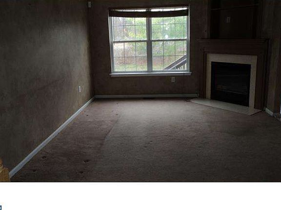 2nd image of 89 Tattersall Dr