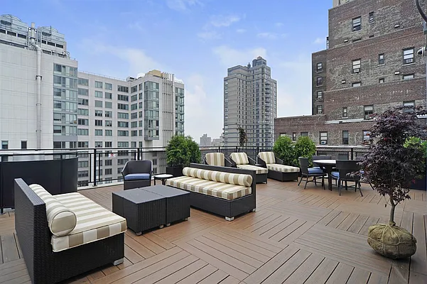 Rented by Corcoran | media 8