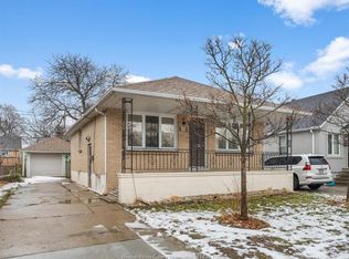 2318 Cadillac St, Windsor, ON N8W3Y4