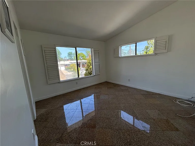 24010 Hatteras St — Photo 22