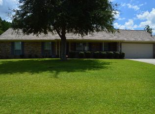 60 Springer Ct, Allenhurst, GA 31301