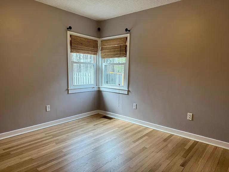 367 Whitney Rd — Photo 13