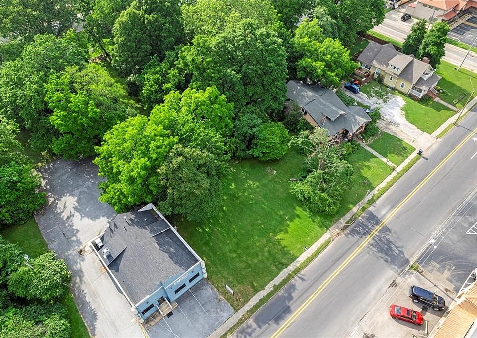 1st image of 518 Holcomb St #11