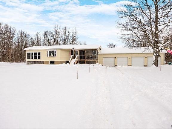 2nd image of 18 Biddlecum Rd