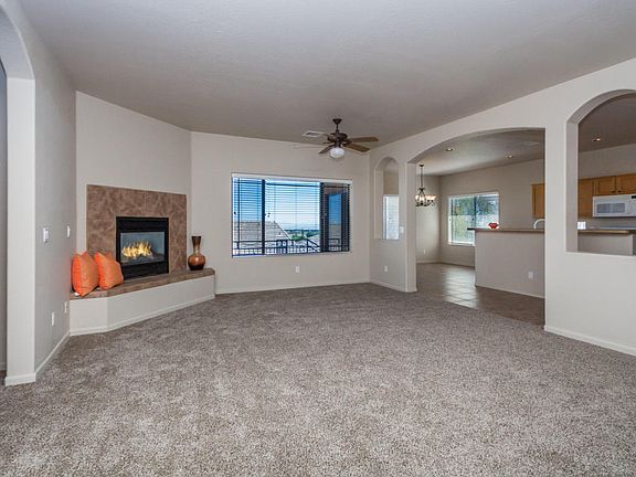 2nd image of 874 Baywood Dr