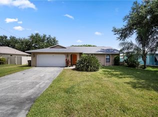 1127 SE 34th Ter, Cape Coral, FL 33904