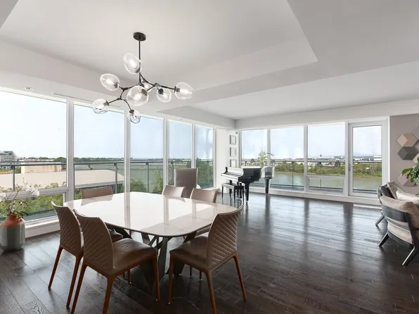 6611 Pearson Way #701, Richmond, BC V7C 0C3