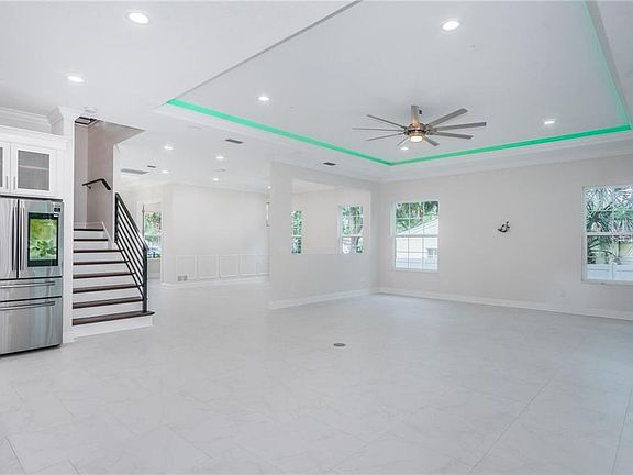 3rd image of 4705 W Lawn Ave