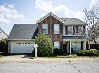 8 Seaside Ln, Greer, SC 29650